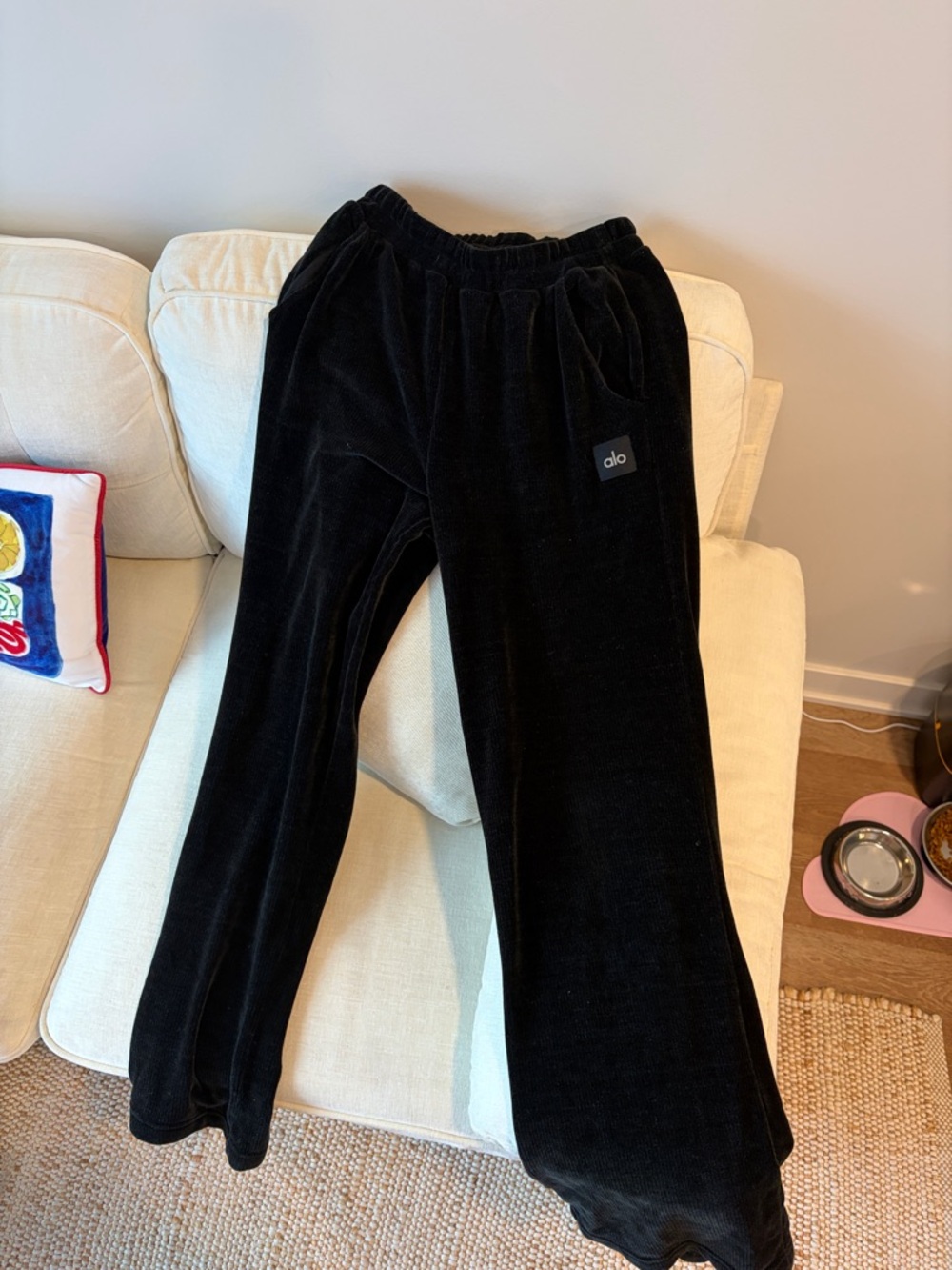 ALO Yoga Black Velour Sweatpants